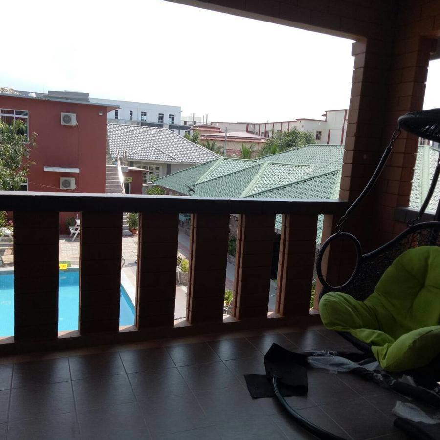 D Lima Beach Inn Pantai Cenang  Exterior foto